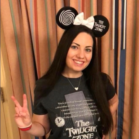 Meet your Posher, Jennifer - Picture 1 of 1